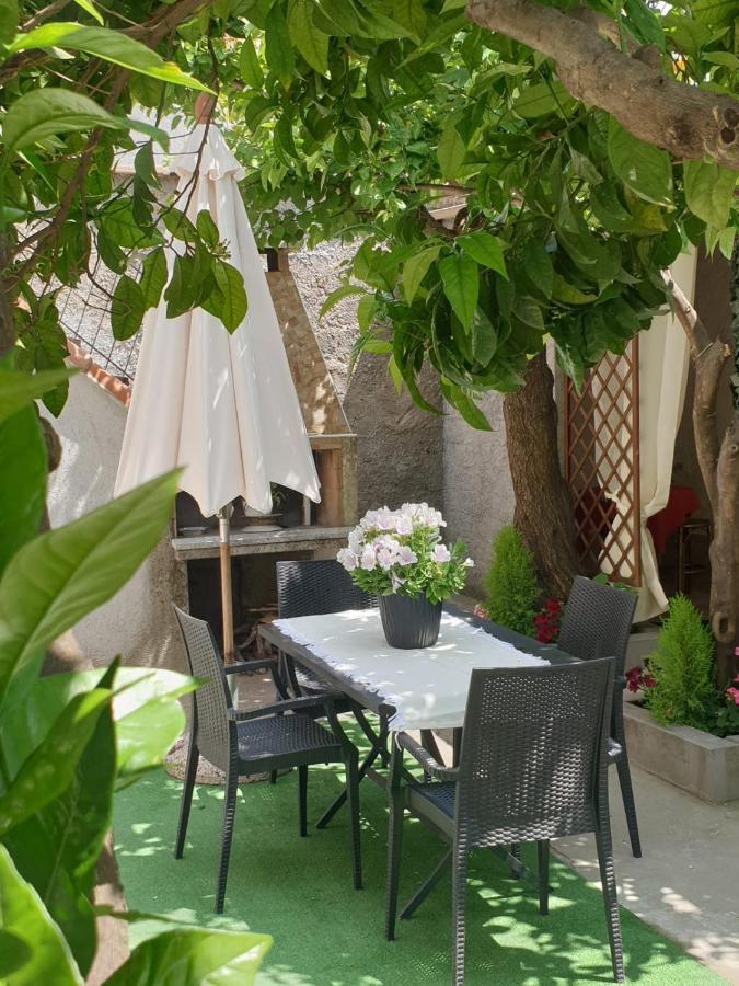 Casa vacanze con giardino e area barbecue Martis Exterior foto