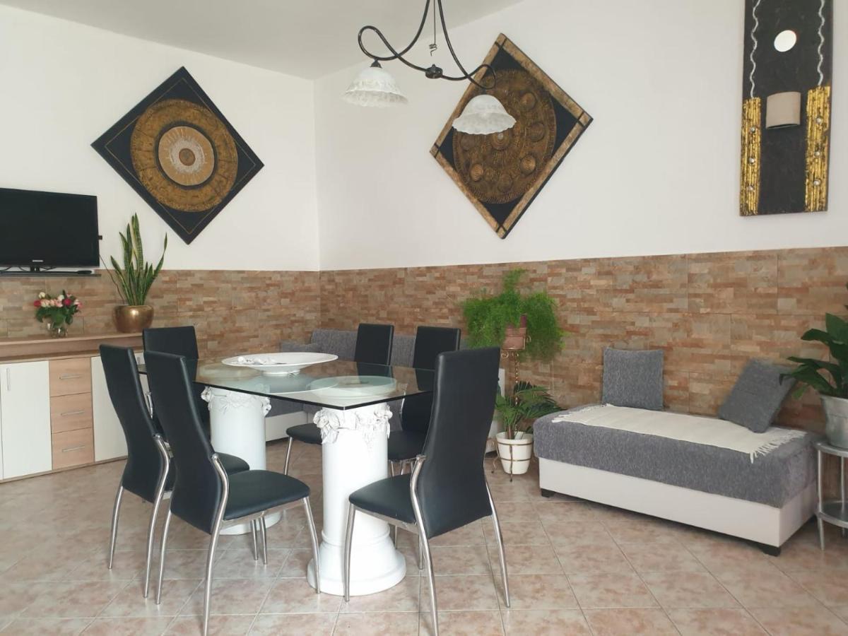 Casa vacanze con giardino e area barbecue Martis Exterior foto